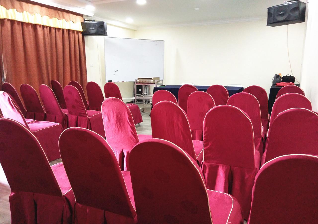 Angsoka Hotel Телук Интан Екстериор снимка
